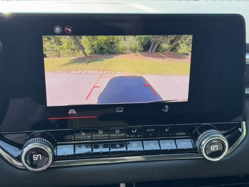 New 2026 GMC Canyon Elevation w/ Convenience Package RWD image 31