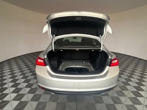 Used 2020 Chevrolet Malibu RS FWD image 25