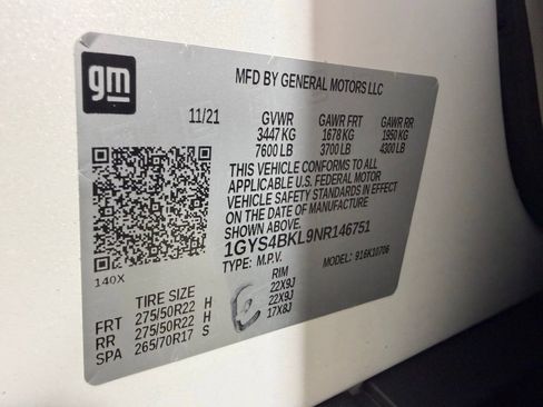 Used 2022 Cadillac Escalade Premium Luxury w/ LPO, Radiant Package AWD/4WD image 22