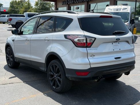 Used 2018 Ford Escape Titanium AWD/4WD image 6