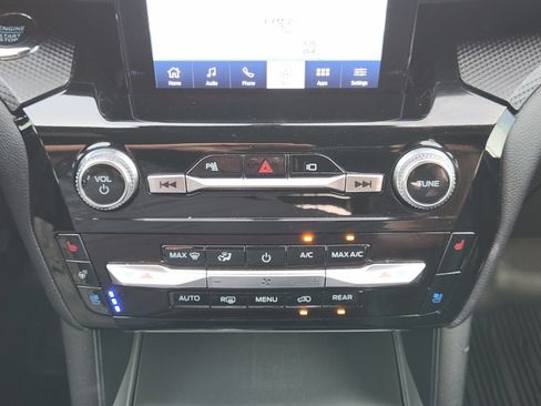 Used 2023 Ford Explorer ST w/ Equipment Group 401A AWD/4WD image 20