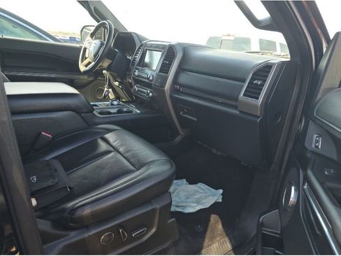 Used 2019 Ford Expedition XLT w/ Equipment Group 202A image 14