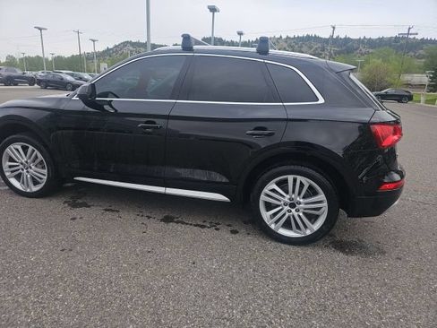 Used 2018 Audi Q5 2.0T Premium Plus w/ Premium Plus Package AWD/4WD image 6