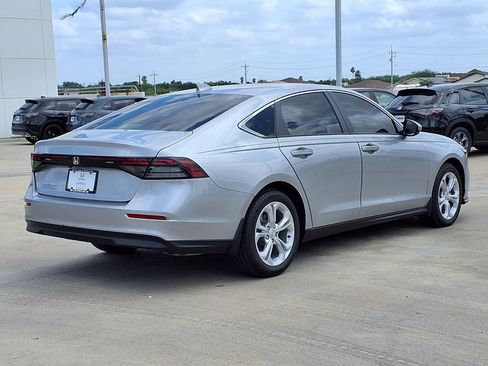 Used 2025 Honda Accord LX image 7