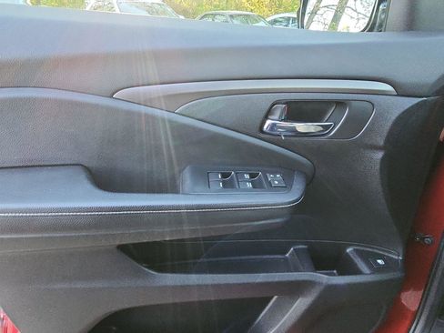 Used 2021 Honda Ridgeline Sport image 15