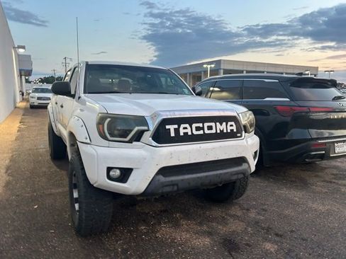 Used 2012 Toyota Tacoma 4x4 Double Cab w/ SR5 Pkg image 10