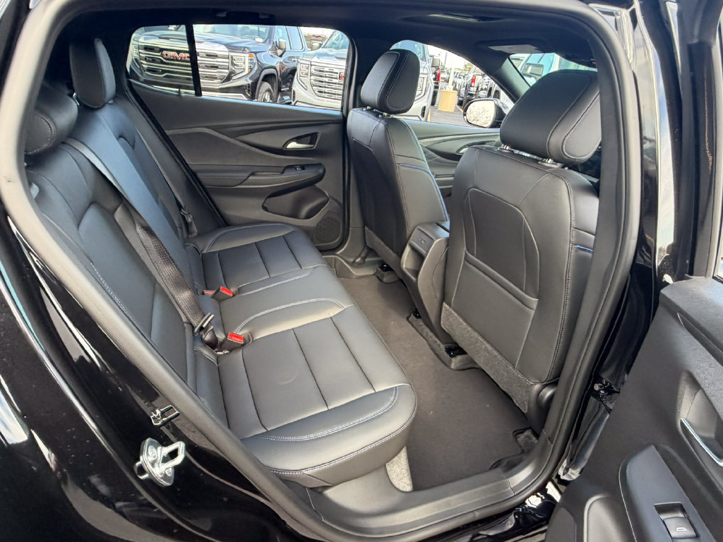 New 2026 Buick Envista Sport Touring w/ Convenience I Package FWD image 32