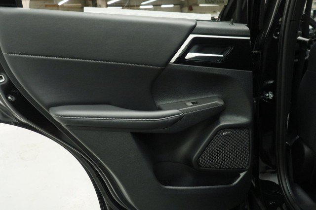 New 2026 Mitsubishi Outlander SE FWD image 25