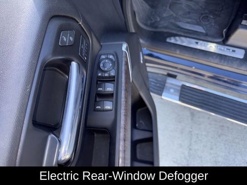 Used 2022 GMC Sierra 3500 Denali image 10