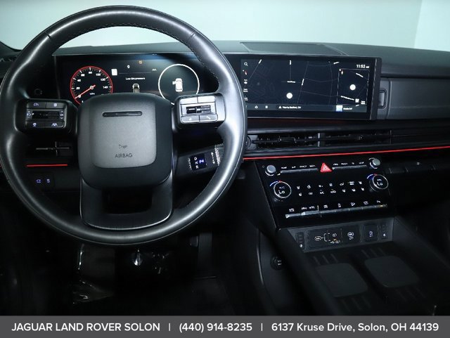 Used 2025 Hyundai Santa Fe Calligraphy AWD/4WD image 15