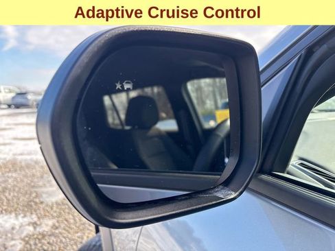 Used 2025 Chevrolet Equinox LT w/ Safety and Technology Package AWD/4WD image 7