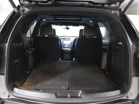 Used 2018 Ford Explorer Sport AWD/4WD image 16
