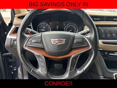 Used 2019 Cadillac XT5 Platinum AWD/4WD image 14