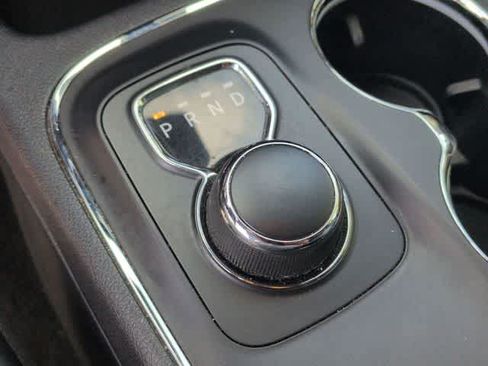 Used 2014 Dodge Durango R/T w/ Technology Group AWD/4WD image 33
