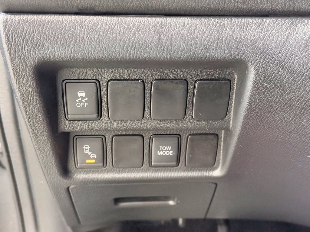 Used 2019 Nissan Pathfinder SV FWD image 39