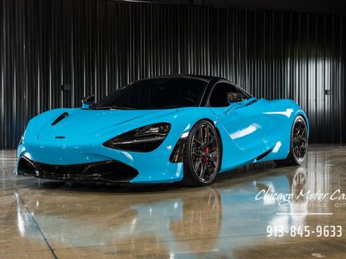 Used 2018 McLaren 720S RWD image 2