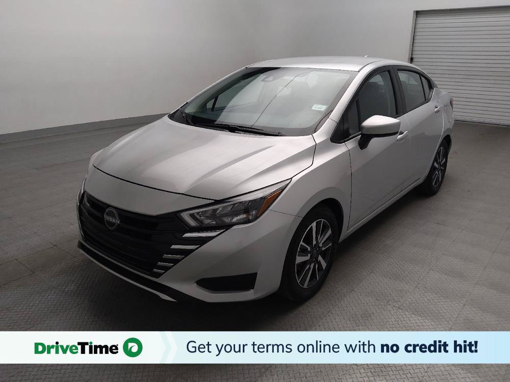 Used 2025 Nissan Versa SV FWD image 1