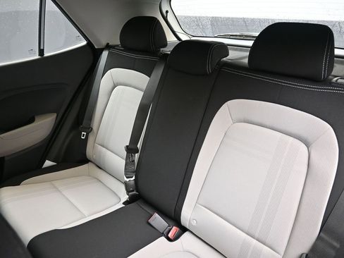 New 2026 Hyundai Venue SEL image 20