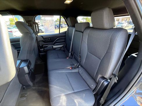 Used 2025 Toyota 4Runner SR5 image 18