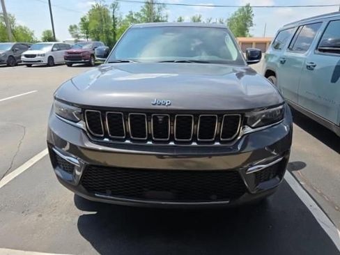 Used 2023 Jeep Grand Cherokee 4WD 4xe w/ Luxury Tech Group II image 13