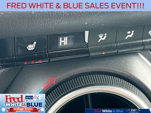 Used 2022 Chevrolet Blazer LT AWD/4WD image 19