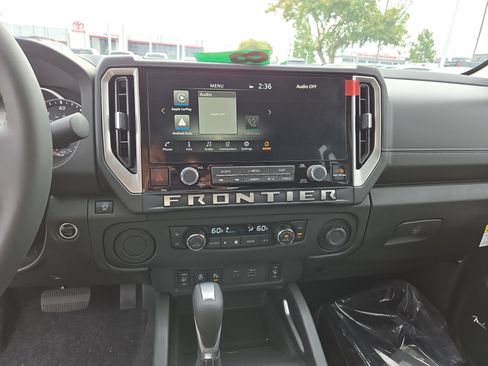 New 2025 Nissan Frontier SV w/ SV Convenience Package RWD image 20