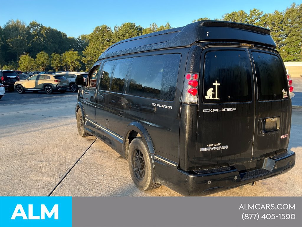 Used 2017 GMC Savana 2500 RWD image 9