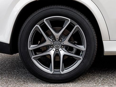 Used 2023 Mercedes-Benz GLE 53 AMG 4MATIC image 17