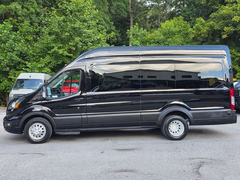 Used 2024 Ford Transit 350 XLT AWD/4WD image 3
