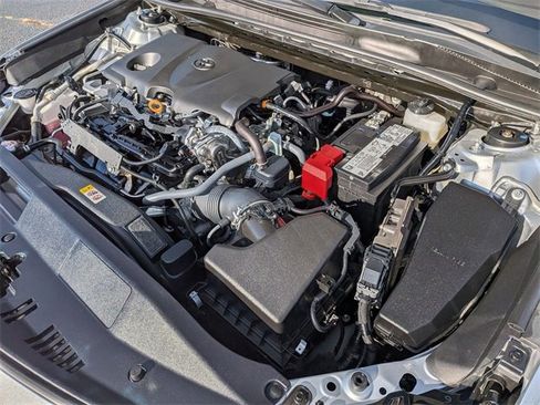 Used 2024 Toyota Camry SE w/ Convenience Package image 38