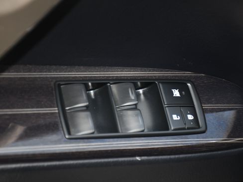 Used 2020 Lexus GX 460 Luxury w/ Luxury Sport Package AWD/4WD image 12