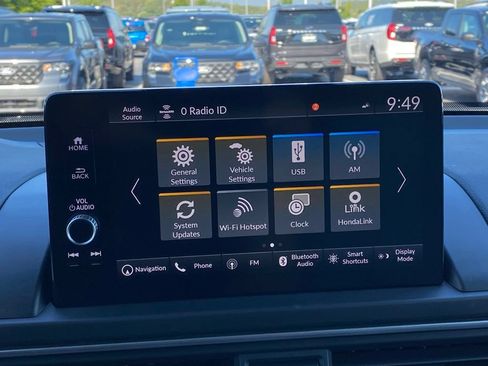 Used 2023 Honda Pilot Touring image 16