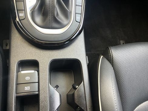 Used 2022 Kia Forte GT-Line w/ GT-Line Premium Package FWD image 23