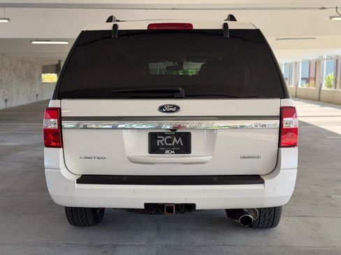 Used 2015 Ford Expedition EL Limited w/ Equipment Group 301A AWD/4WD image 6