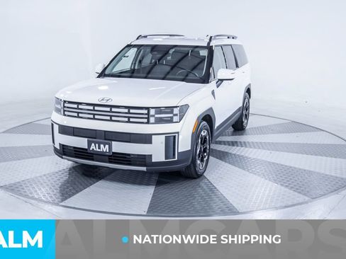Used 2026 Hyundai Santa Fe SEL FWD image 2