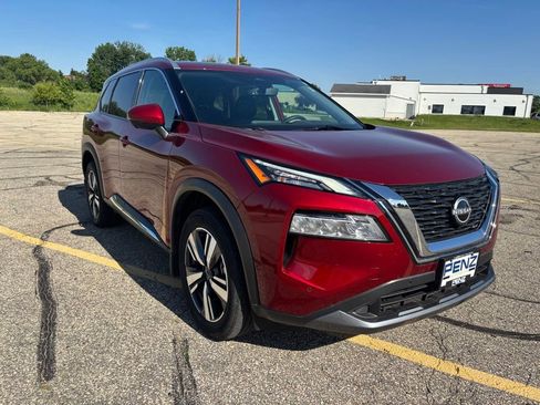 Used 2023 Nissan Rogue SL w/ SL Premium Package AWD/4WD image 1