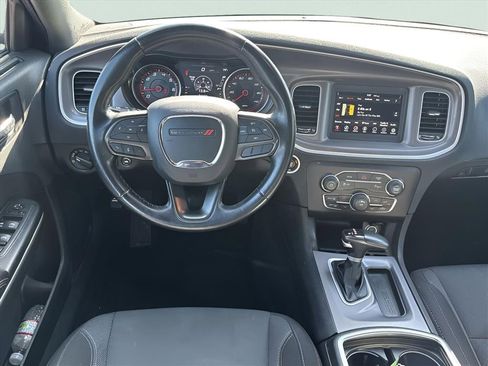 Used 2022 Dodge Charger SXT image 11