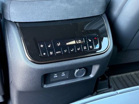 New 2026 INFINITI QX80 Autograph image 28