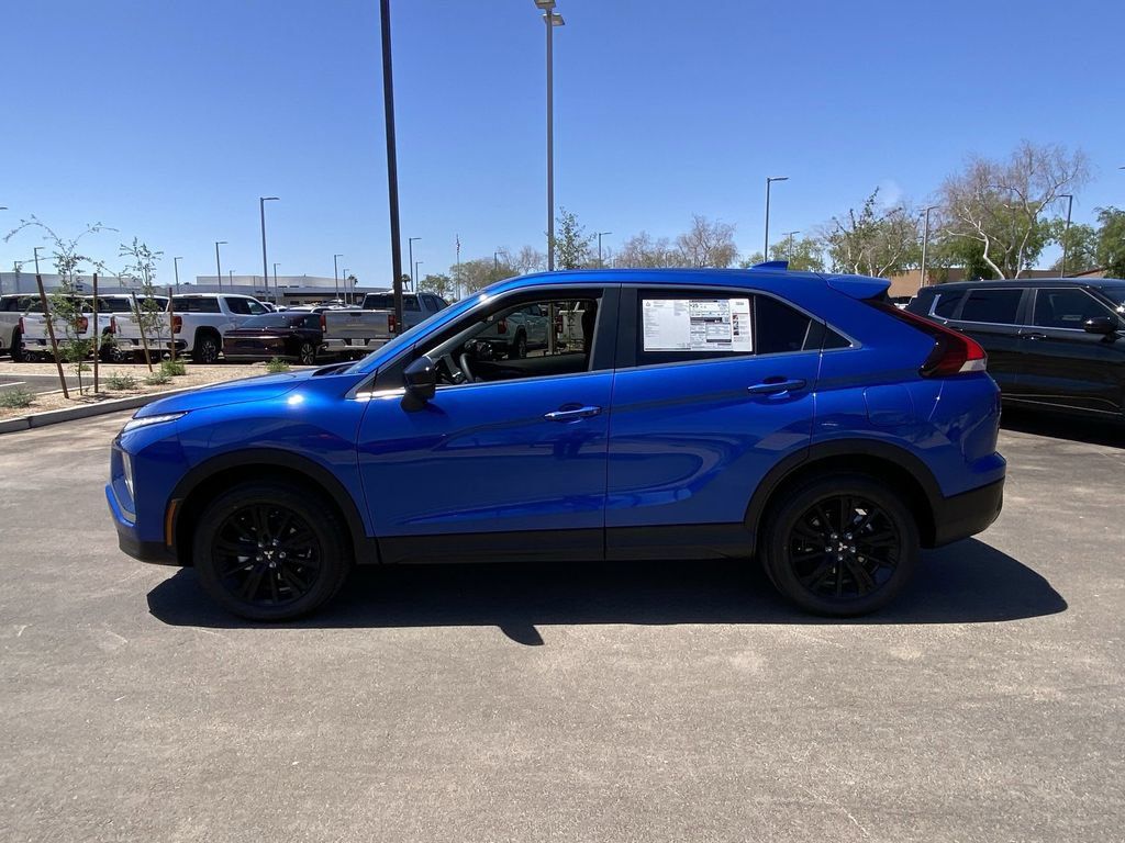 New 2026 Mitsubishi Eclipse Cross LE AWD/4WD image 4