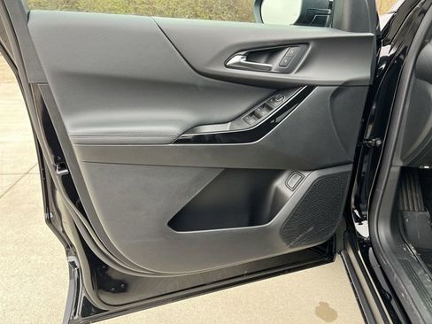 New 2026 Chevrolet Equinox LT w/ Convenience Package II image 23