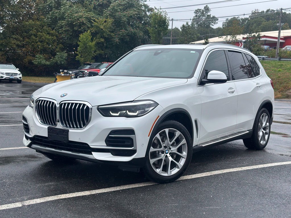 Certified 2022 BMW X5 xDrive40i AWD/4WD image 1