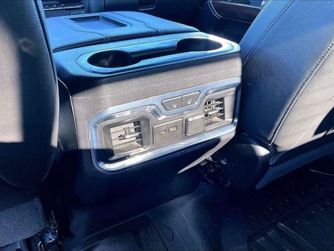 Used 2019 GMC Sierra 1500 SLT w/ SLT Premium Package AWD/4WD image 33