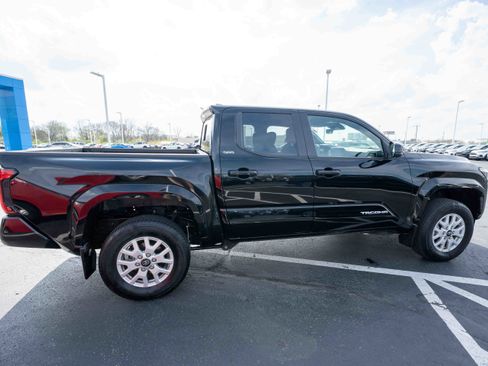Used 2024 Toyota Tacoma SR5 image 6
