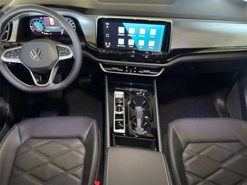 New 2026 Volkswagen Atlas Cross Sport SE image 23