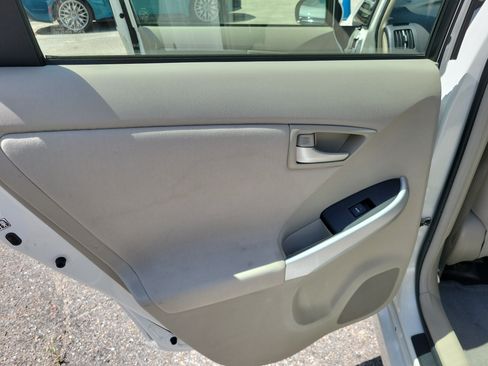 Used 2012 Toyota Prius Two FWD image 13