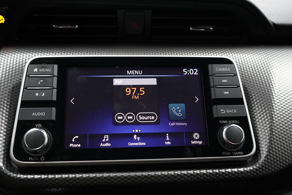 Used 2020 Nissan Kicks SV FWD image 14