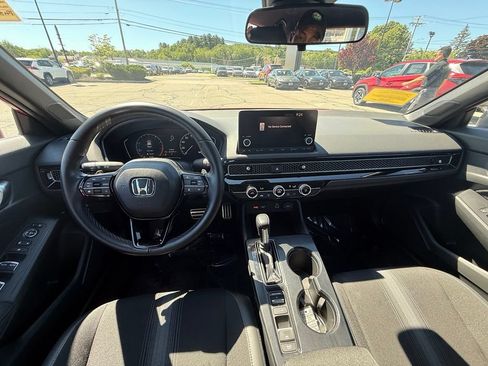Used 2023 Honda Civic Sport image 13