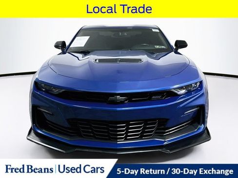 Used 2020 Chevrolet Camaro SS RWD image 2