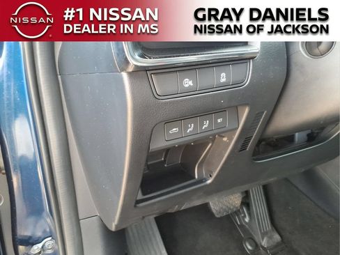 Used 2024 MAZDA MAZDA3 s FWD image 12