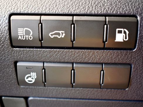 Used 2022 Lexus RX 450h AWD image 40